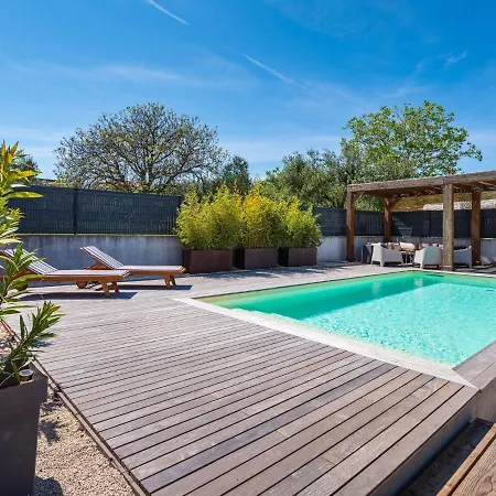 In With Private Pool And Garden Villa